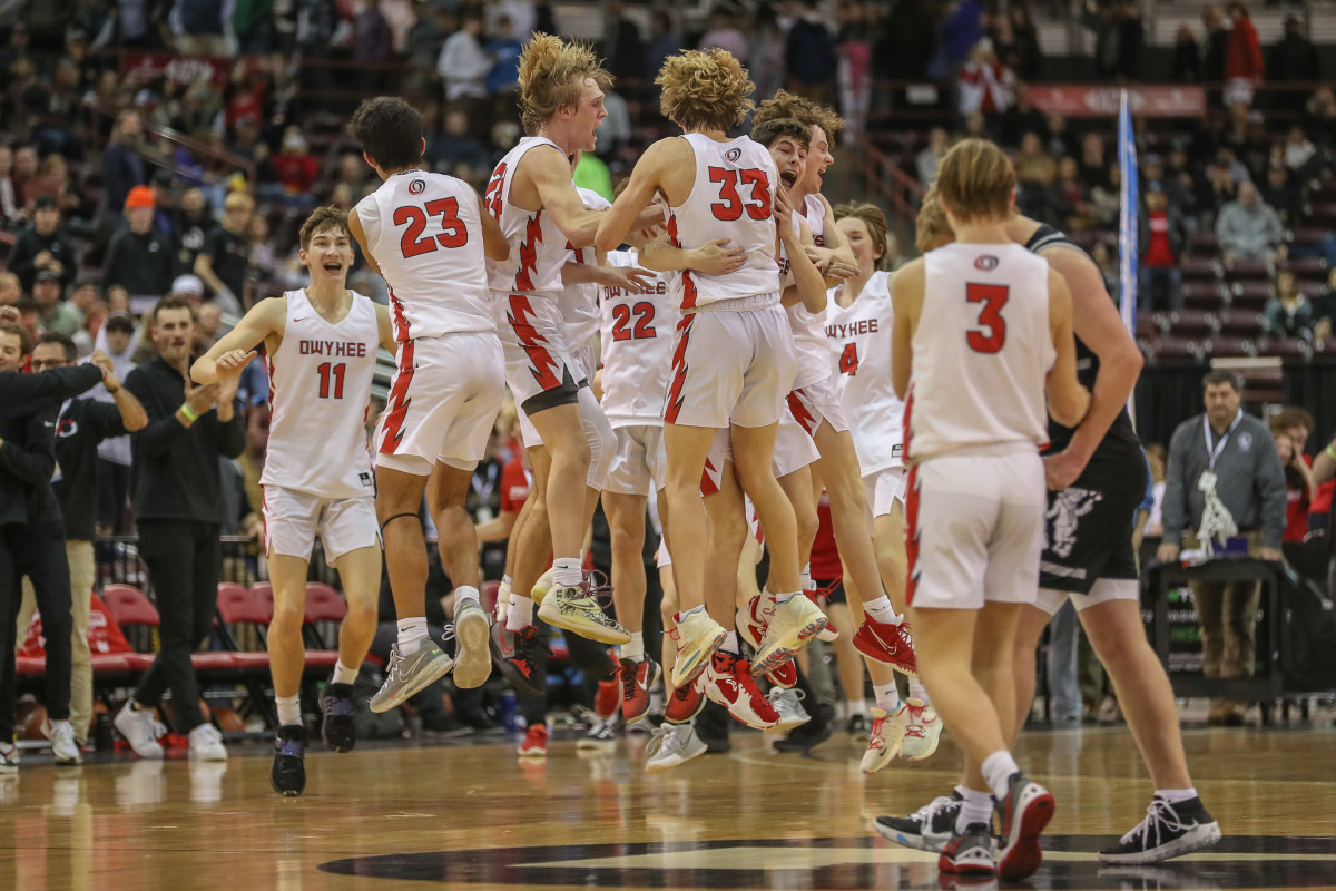 centennial owyhee idaho basketball playoffs00045